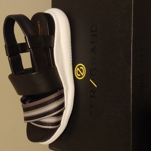 Cole haan zero grand brand new in box